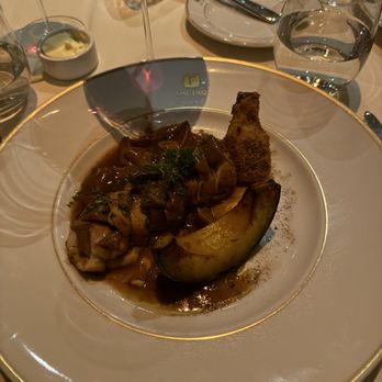 Fasano Restaurant New York - Pollo - roasted organic chicken breast, kabocha squash, porcini mushrooms, nipitella - Italian Near Me - New York, New York Fasano Restaurant New York - Pollo - roasted organic chicken breast, kabocha squash, porcini mushrooms, nipitella - Italian Near Me - New York, New York