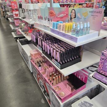 Five Below - Discount Store Near Me - Orlando, Florida