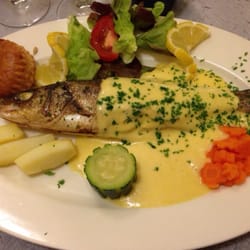 Le Chasse Maree - Le bar sauce agrumes. Mmmm c'est vraiment à tenter !