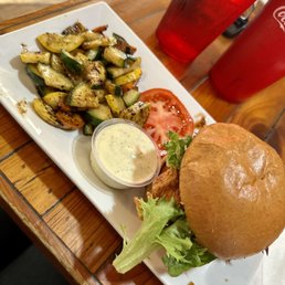 Island chicken sandwich Island chicken sandwich