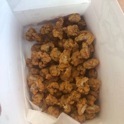 KFC - The 10$ popcorn chicken box and their Hardly any actual chicken!