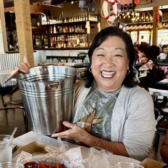 Cajun Crack'n - Waste bucket - Seafood Near Me - Milpitas, California