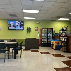 Aburi Gardens International Restaurant - Inside