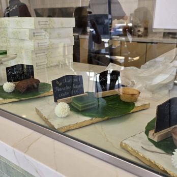 Bake & Che - Desert display - Bakeries Near Me - Rosemead, California Bake & Che - Desert display - Bakeries Near Me - Rosemead, California