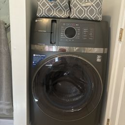 General Electric Profile all in one washer/dryer. It is amazing! General Electric Profile all in one washer/dryer. It is amazing!