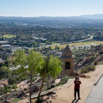 Mount Rubidoux Trail - Hiking Near Me - Riverside, California Mount Rubidoux Trail - Hiking Near Me - Riverside, California