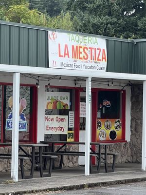Taqueria La Mestiza by null