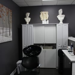 221 Degrees Salon & Spa