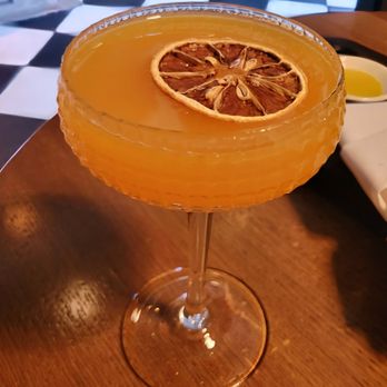 Izzy's on the Peninsula - Aperitivo Tropicale - Steakhouses Near Me - San Carlos, California