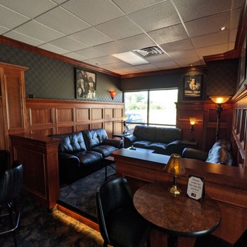 St James Cocktail Lounge