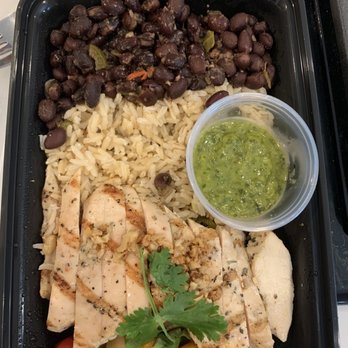 Farley's Fit Kitchen - Chicken Fajita Plate - American Near Me - Spring, Texas