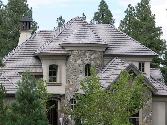 Slide of Avila E Construction