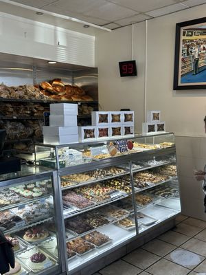 Bea's Bakery by null