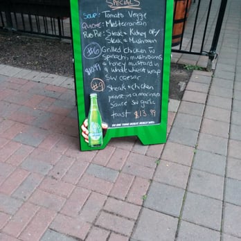Jake's On Main - Jake's specials - Pubs Near Me - Unionville, Ontario