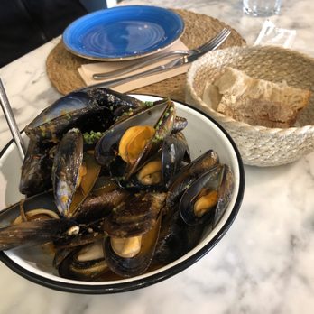 Bicos - Mussels | ig @ voyeges - Spanish Near Me - Barcelona, B Bicos - Mussels | ig @ voyeges - Spanish Near Me - Barcelona, B