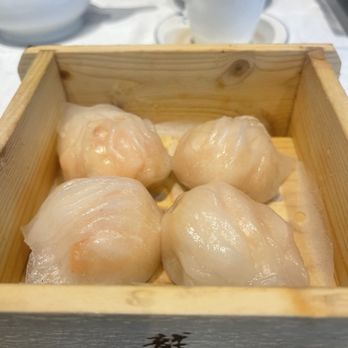 Moon Palace - Seafood Near Me - Toronto, Ontario
