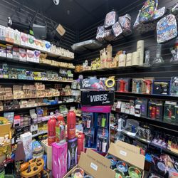 2 Guys Vape & Tobacco - Paper's cone's and more