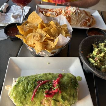La Condesa Mexican Restaurant - Sangria, Burrito Deluxe with beef, Table Side Guacamole and Vegan Burrito - Mexican Near Me - Boca Raton, Florida La Condesa Mexican Restaurant - Sangria, Burrito Deluxe with beef, Table Side Guacamole and Vegan Burrito - Mexican Near Me - Boca Raton, Florida