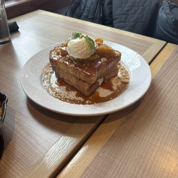 Green Eggs Cafe - Peach Cobbler French Toast - Breakfast & Brunch Near Me - Philadelphia, Pennsylvania