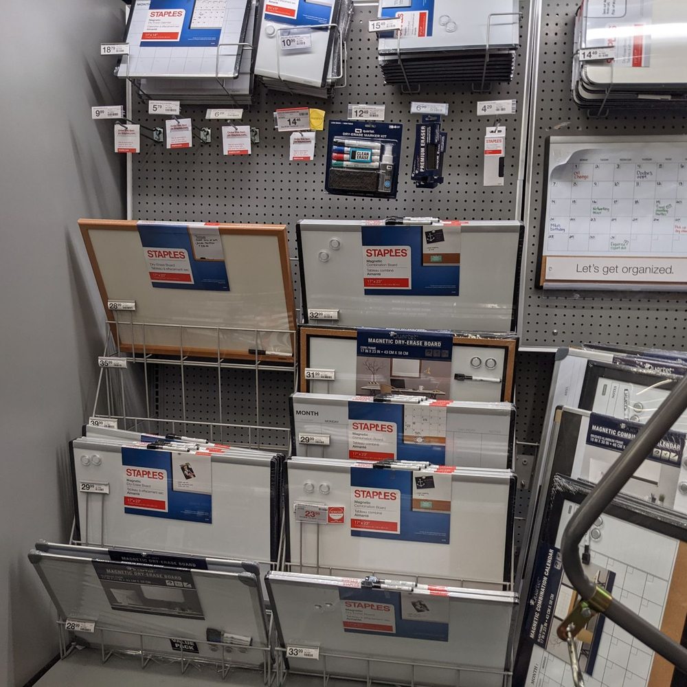 Staples - Shipping Centers Near Me - Alexandria, Virginia