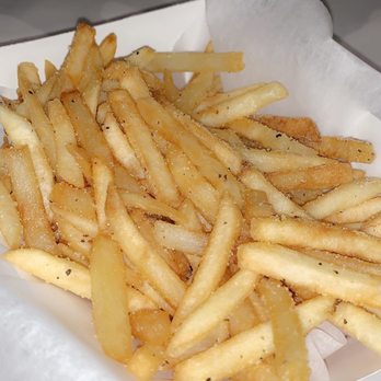 Cap't Loui - Lemon pepper fries, may look plain but they're the best french fries I've ever had - Seafood Near Me - Braintree, Massachusetts