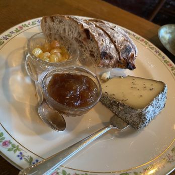 Saint Claire - Brin d'Amour - fig confiture, cranberry pecan sourdough - Bars Near Me - New Orleans, Louisiana Saint Claire - Brin d'Amour - fig confiture, cranberry pecan sourdough - Bars Near Me - New Orleans, Louisiana