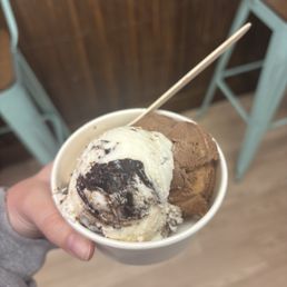 Moose tracks & chocolate peanut butter Moose tracks & chocolate peanut butter