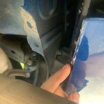 U-Haul at Van Buren - This fastener piece was broken off and they couldn't even find the other piece - Truck Rental Near Me - Riverside, California U-Haul at Van Buren - This fastener piece was broken off and they couldn't even find the other piece - Truck Rental Near Me - Riverside, California