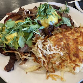 Billy G's - Brisket Benedict - Breakfast & Brunch Near Me - Chesterfield, Missouri