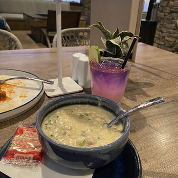 Chandler's Oceanfront Dining - Clam chowder and butterfly margarita - New American Near Me - Carlsbad, California