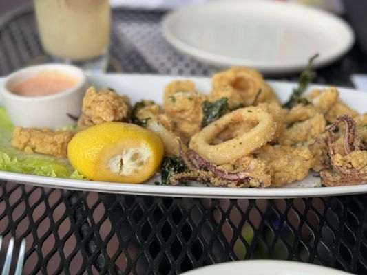 Alvarado Street Brewery & Bistro by null