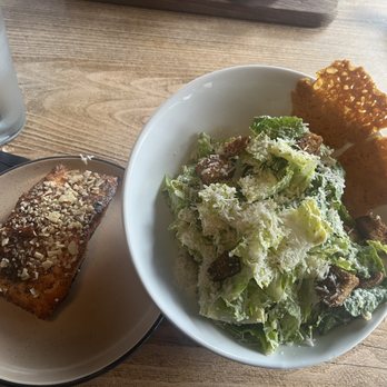 Junior Restaurant  - Ceasar Salad - Lounges Near Me - Roseville, California