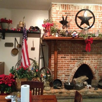 Youngblood's Cafe - Youngblood's Cafe decked out for the holidays - American Near Me - Amarillo, Texas Youngblood's Cafe - Youngblood's Cafe decked out for the holidays - American Near Me - Amarillo, Texas