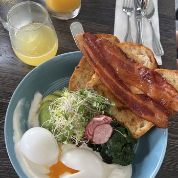 Over Easy - Breakfast & Brunch Near Me - Kailua, Hawaii Over Easy - Breakfast & Brunch Near Me - Kailua, Hawaii