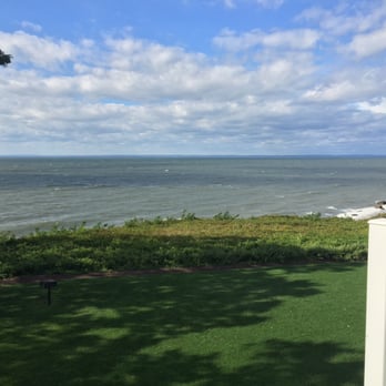 Cliffside Resort Condominiums - Room 203 water view - Condominiums Near Me - Greenport, New York Cliffside Resort Condominiums - Room 203 water view - Condominiums Near Me - Greenport, New York
