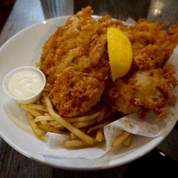 Da Kitchen Maui - fish and chips - Hawaiian Near Me - Kihei, Hawaii