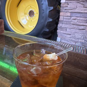 Jason Aldean’s Kitchen + Bar - Bars Near Me - Las Vegas, Nevada