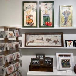 Square Pear Fine Art Gallery - We have original paintings, cards, pottery and jewelry. Lots of unique gift items.