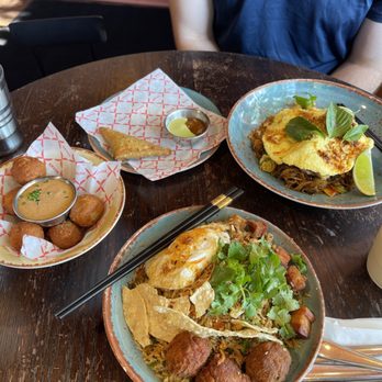 Joya’s - Cafes Near Me - Worthington, Ohio