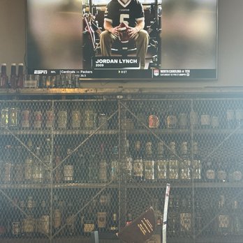 Trident Pizza Pub - Full service barn - Pizza Near Me - Tucson, Arizona Trident Pizza Pub - Full service barn - Pizza Near Me - Tucson, Arizona