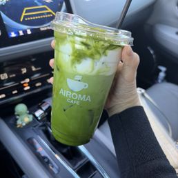 matcha einspanner (75% sweet, less cream, more matcha)