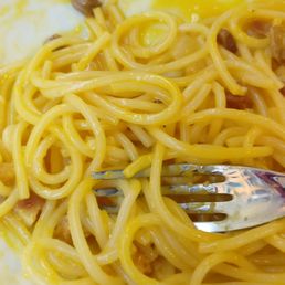 Mac and cheese or carbonara?? Mac and cheese or carbonara??