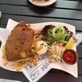 McKays Public House - Fish and chips - American Near Me - Bar Harbor, Maine