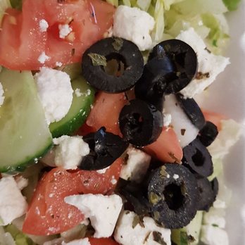 Lazeez - Greek salad - Mediterranean Near Me - Mississauga, Ontario