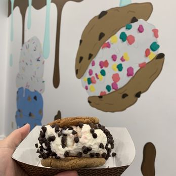 Stack Creamery - Peppermint stick ice cream with gingerbread cookies and chocolate chips (seasonal) - Desserts Near Me - Westwood, New Jersey Stack Creamery - Peppermint stick ice cream with gingerbread cookies and chocolate chips (seasonal) - Desserts Near Me - Westwood, New Jersey