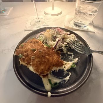 Tommy Bahama - Crab cake appetizer - Seafood Near Me - Sandestin, Florida Tommy Bahama - Crab cake appetizer - Seafood Near Me - Sandestin, Florida