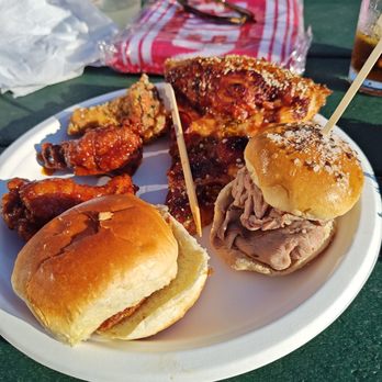 Wingnutz Buffalo - Sample plate of sliders, pizza and wings. - Chicken Wings Near Me - Cheektowaga, New York Wingnutz Buffalo - Sample plate of sliders, pizza and wings. - Chicken Wings Near Me - Cheektowaga, New York
