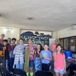 Crown Homeschool Community - Beginning Knitting class! So many talented parent teachers