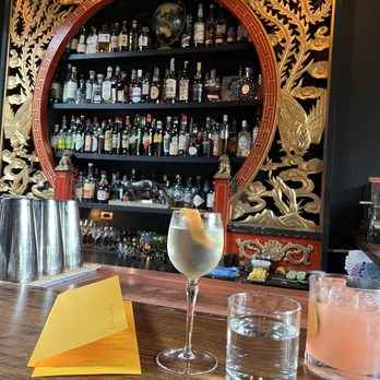 Expatriate - Cocktail Bars Near Me - Portland, Oregon