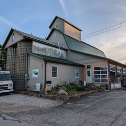 Wakeman Elevator Craft Beer & Wine Barn